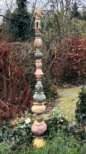 Eva Vanmol - Totem 'With love' (Ceramic)